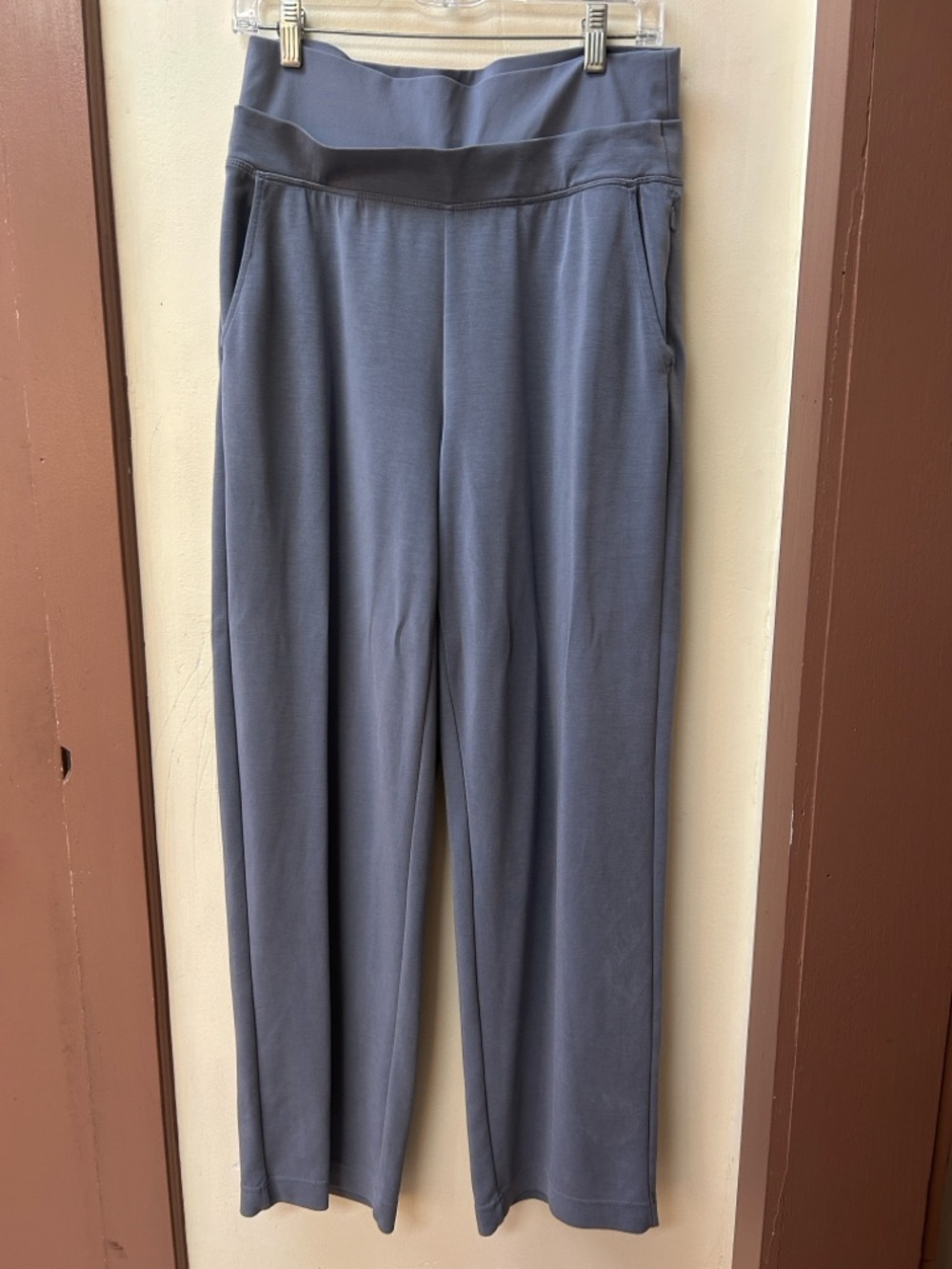 Athleta Seasoft High Waist Wide Leg Pull on Pant